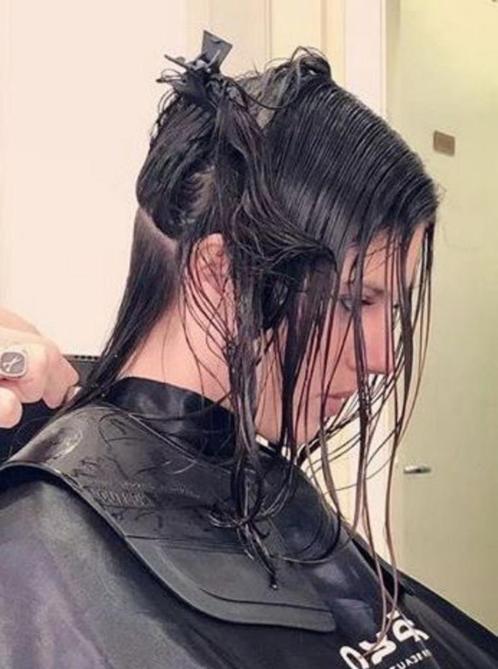 Je haar vakkundig geknipt voor vrouw dame studente, Sieraden, Tassen en Uiterlijk, Uiterlijk | Haarverzorging, Ophalen