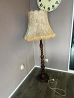 Vintage lamp met lampenkap huid en franjes, Huis en Inrichting, Lampen | Vloerlampen, Ophalen, Zo goed als nieuw, 150 tot 200 cm