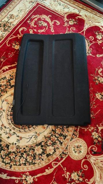 Hoedenplank  2019 Dacia Duster. beschikbaar voor biedingen