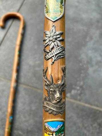 Wandelstokken beschikbaar voor biedingen