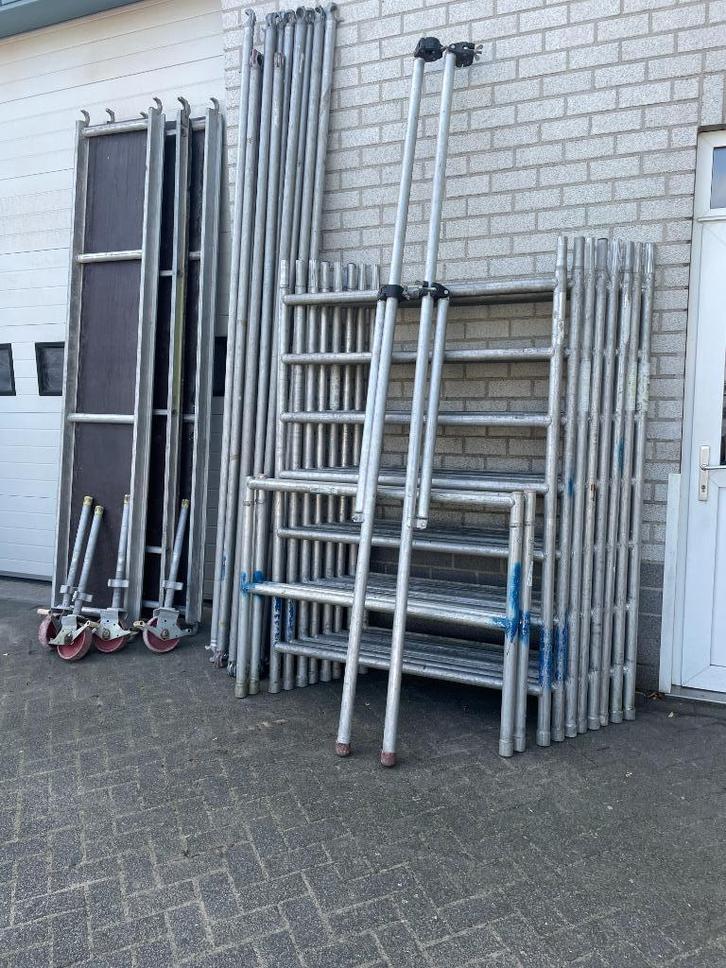 Gebruikte Alu Rolsteigers / Kamersteigers en div onderdelen, Doe-het-zelf en Verbouw, Steigers, Gebruikt, Rolsteiger of Kamersteiger