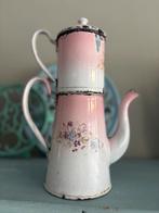 Brocante antieke koffiepot roze, Ophalen of Verzenden