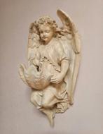 Engel Wijwaterbakje Muursculptuur met Schelp, Antiek en Kunst, Ophalen