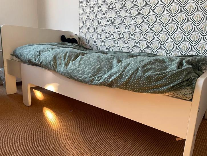 Ikea mee-groei bed, Huis en Inrichting, Slaapkamer | Bedden, Zo goed als nieuw, Eenpersoons, Hout, Wit, Ophalen