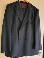 Sjiek OXFORD Kostuum/Pak. Donkergrijs, fijn streepje. Mt 54, Kleding | Heren, Kostuums en Colberts, Ophalen of Verzenden, Zo goed als nieuw