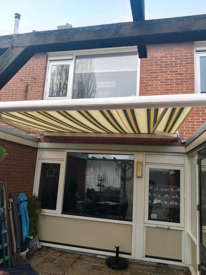 Elektrische zonnescherm, Tuin en Terras, Zonneschermen, Gebruikt, Knikarmscherm, 150 tot 300 cm, Elektrisch, Ophalen