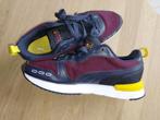 Puma sneakers team Red Bull F1 maat 43, Puma, Overige kleuren, Ophalen of Verzenden, Sneakers of Gympen