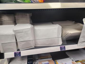 verzend en verpakken beschikbaar voor biedingen