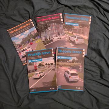 Theorieboeken  beschikbaar voor biedingen