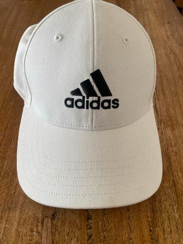 Adidas Pet - Nieuw met kaartje! beschikbaar voor biedingen