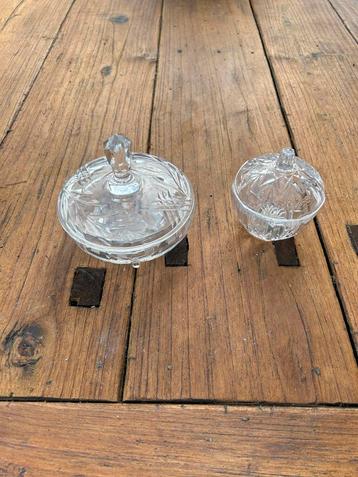 2 kristallen bonbonnières beschikbaar voor biedingen