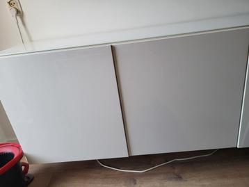 2x Ikea Besta deur 60x64 hoogglans wit.