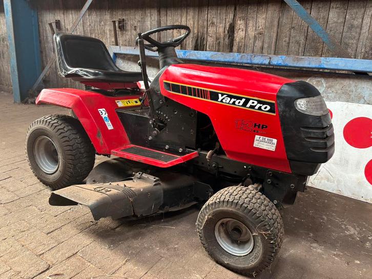 Nette Yard Pro zitmaaier met trekhaak, Tuin en Terras, Zitmaaiers, Gebruikt, Ophalen