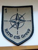 NATO CIS Group mouwembleem, Verzamelen, Militaria | Algemeen, Embleem of Badge, Nederland, Ophalen of Verzenden, Landmacht