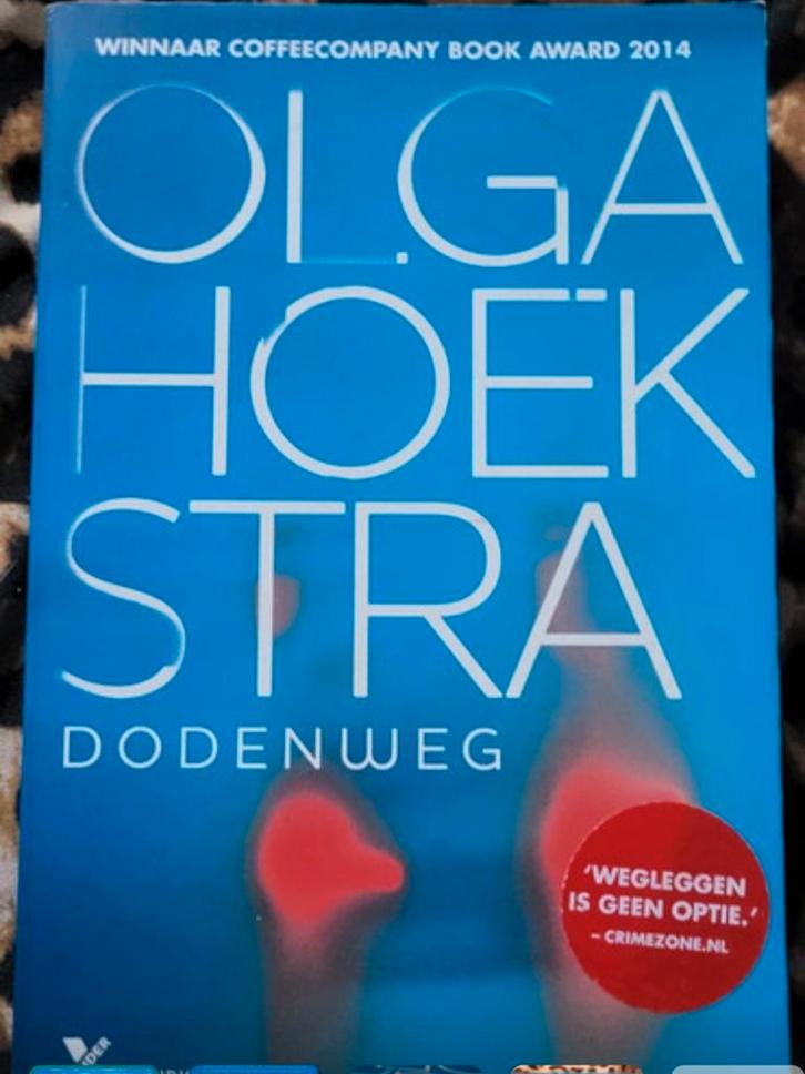 Dodenweg - Olga Hoekstra, Boeken, Thrillers, Gelezen, Nederland, Ophalen of Verzenden