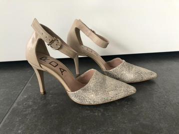 Pumps Roberto D'Angelo, maat 37  beschikbaar voor biedingen