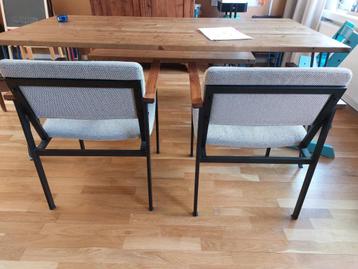 Loods 5 stoelen  beschikbaar voor biedingen