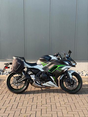 Kawasaki Ninja 650 KRT 2022 4k km! Akrapovic beschikbaar voor biedingen