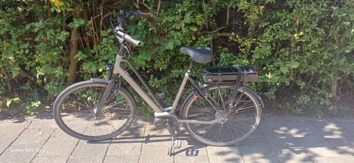 Batavus Bryte Yamaha middenmotor accu defect 8 jaar oud, Fietsen en Brommers, Elektrische fietsen, Gebruikt, Batavus, 55 tot 59 cm