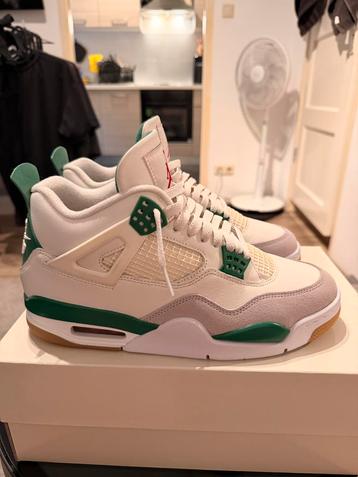 Jordan 4 Pinegreen beschikbaar voor biedingen