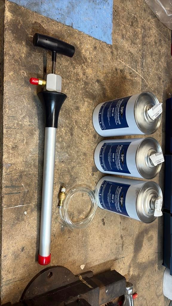 Handolie pomp voor compressor olie, Ophalen of Verzenden, Zo goed als nieuw