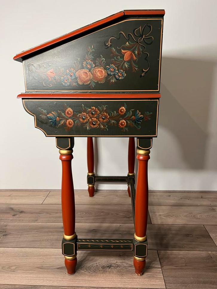 Museumwaardige Hindelooper meubelset –Glashouwer atelier, Antiek en Kunst, Antiek | Meubels | Kasten, Ophalen