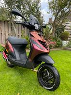 Zip 70cc 2t, Fietsen en Brommers, Scooters | Piaggio, Ophalen, Tweetakt, Gebruikt, Maximaal 45 km/u