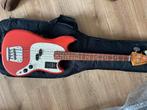 Fender Mustang Bass Vintera Fiesta Red, Muziek en Instrumenten, Snaarinstrumenten | Gitaren | Bas, Ophalen of Verzenden, Zo goed als nieuw