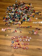 Grote Bak Vintage Reclame Speldjes, Verzamelen, Speldjes, Pins en Buttons, Ophalen, Gebruikt, Merk, Speldje of Pin