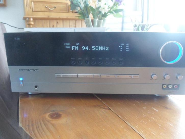 Harman en Kardon tuner versterker, Audio, Tv en Foto, Versterkers en Receivers, Gebruikt, Stereo, 60 tot 120 watt, Overige merken