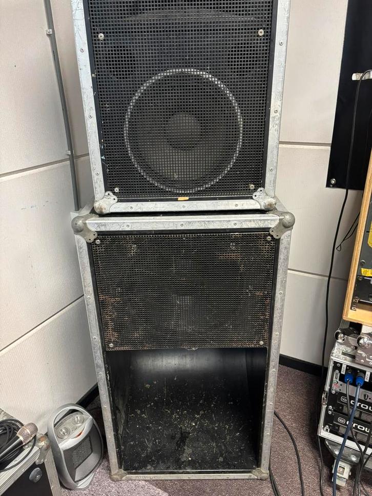 PA set met versterker rack, Audio, Tv en Foto, Professionele Audio-, Tv- en Video-apparatuur, Gebruikt, Audio, Ophalen