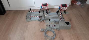 Lego trein 2x overgang 12v 12 volt 7866 100% compleet netjes beschikbaar voor biedingen