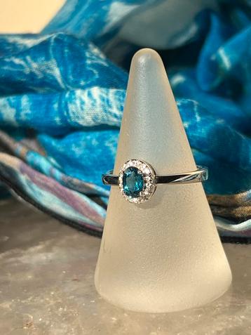 Topaas London blue beschermt geluk voorspoed zeldzaam uniek beschikbaar voor biedingen