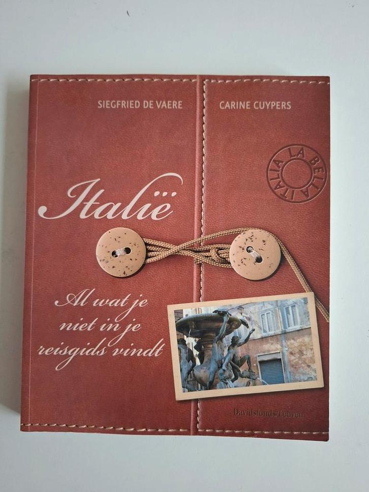 Italië Reisgids - Siegfried De Vaere & Carine Cuypers, Boeken, Reisgidsen, Zo goed als nieuw, Reisgids of -boek, Europa, Overige merken