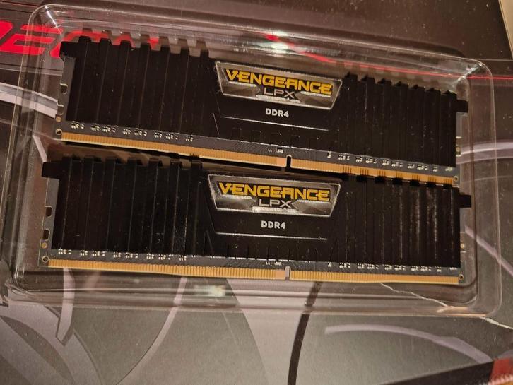 Corsair Vengeance LPX 16GB (2x8GB) DDR4 3600MHz, Computers en Software, RAM geheugen, Zo goed als nieuw, Desktop, 16 GB, DDR4