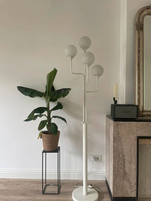 Witte space age lamp met witte bollen, Huis en Inrichting, Lampen | Vloerlampen, Gebruikt, 150 tot 200 cm, Ophalen