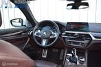 BMW 530i M-Sport Alpinweiss *Uniek! B&W Nightvision Massage, Auto's, BMW, Automaat, 1998 cc, Achterwielaandrijving, Gebruikt