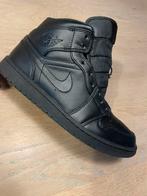 Jordan 1 Mid Black Cat, Ophalen, Zwart, Sneakers of Gympen, Zo goed als nieuw