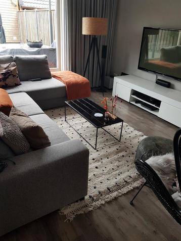 Zuiver salontafel zwart glazed coffee table beschikbaar voor biedingen