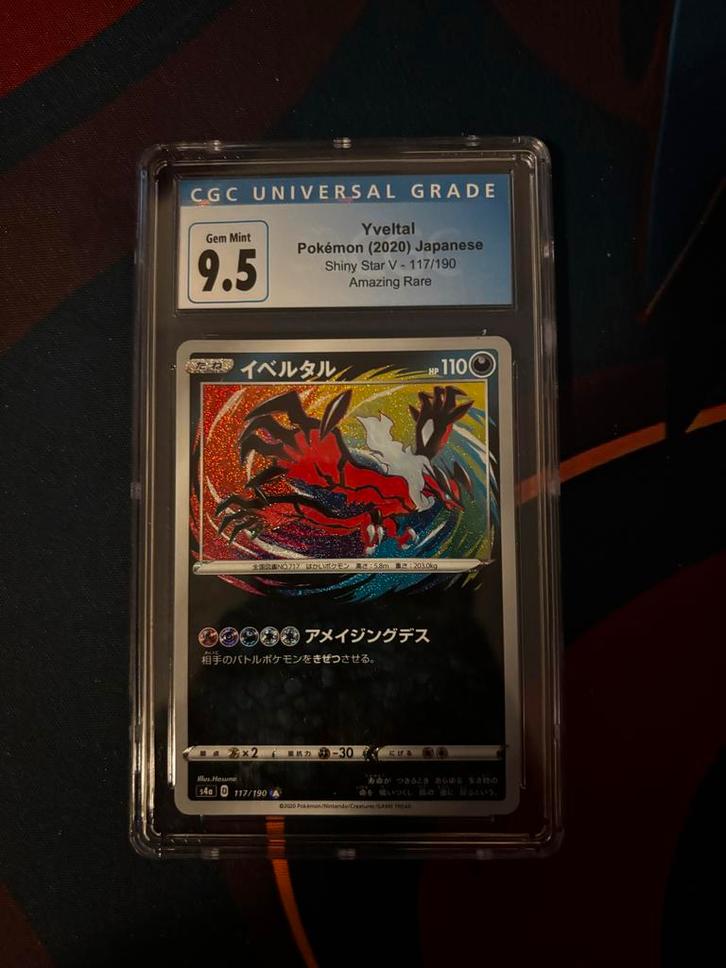 Yveltal Amazing Rare CGC 9.5 - Pokémon Kaart, Hobby en Vrije tijd, Verzamelkaartspellen | Pokémon, Zo goed als nieuw, Verzenden