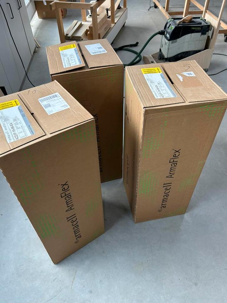 Armaflex Ace plus 19 mm zelfklevend nieuw in doos. 10.5 m2., Doe-het-zelf en Verbouw, Isolatie en Afdichting, Zo goed als nieuw