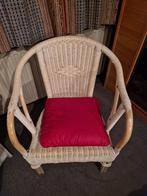 witte rotan stoel, Huis en Inrichting, Stoelen, Ophalen, Gebruikt, Wit, Riet of Rotan