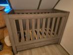 Ledikant Europe Baby Yuno, Kinderen en Baby's, Babywiegjes en Ledikanten, Ophalen, Zo goed als nieuw, Ledikant