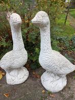Te koop 2 dieren beelden, Tuin en Terras, Tuinbeelden, Ophalen of Verzenden, Gebruikt, Kunststof