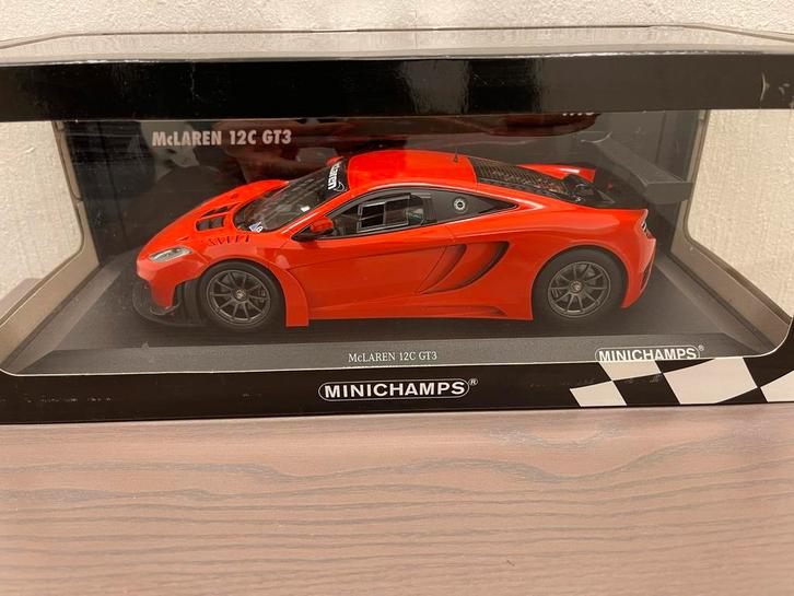 1:18 Minichamps McLAREN 12C GT3 in doos, Hobby en Vrije tijd, Modelauto's | 1:18, Gebruikt, Auto, MiniChamps, Ophalen of Verzenden