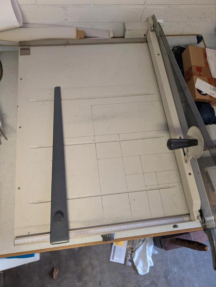 Ideal papiersnijder, guillotine, Doe-het-zelf en Verbouw, Gereedschap | Handgereedschap, Gebruikt, Ophalen
