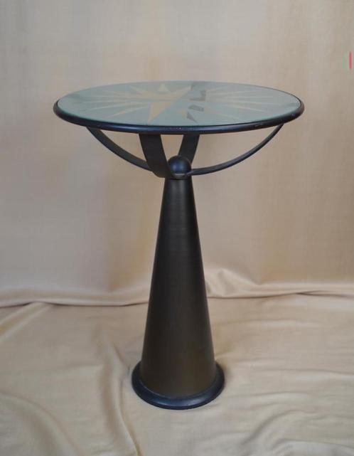 tafel Driade Astrilogie Design Oscar Tusquets tafel Driade A, Antiek en Kunst, Kunst | Designobjecten, Ophalen