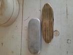 Set van 2 oude brillenkokers,waarvan 1 met bril., Antiek en Kunst, Curiosa en Brocante, Ophalen of Verzenden