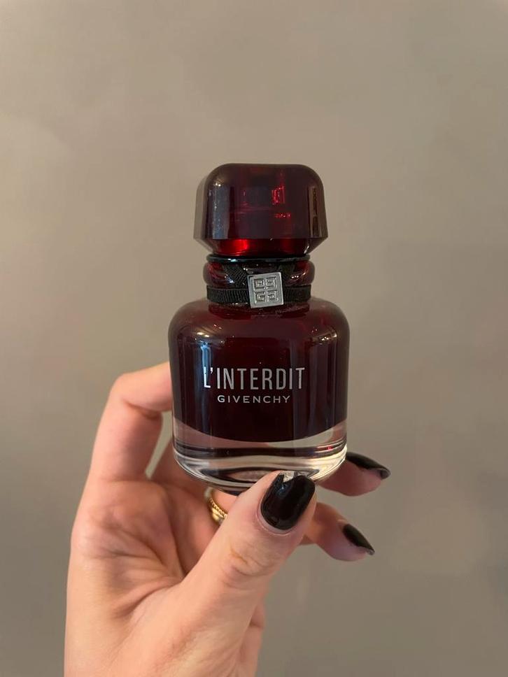 Givenchy L'Interdit Rouge Parfum, Sieraden, Tassen en Uiterlijk, Uiterlijk | Parfum, Zo goed als nieuw, Ophalen of Verzenden