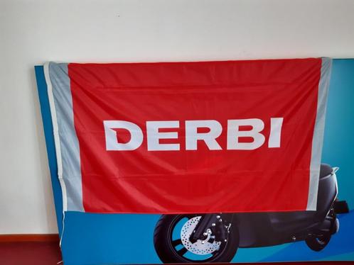 Derbi vlag origineel in nieuwstaat, Verzamelen, Merken en Reclamevoorwerpen, Zo goed als nieuw, Overige typen, Ophalen of Verzenden